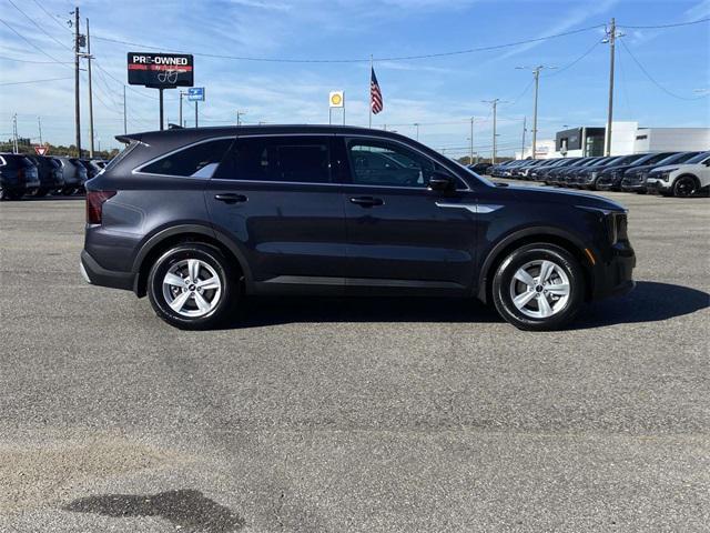new 2026 Kia Sorento car, priced at $33,635
