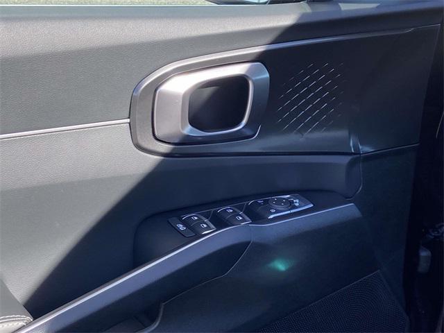 new 2026 Kia Sorento car, priced at $33,635