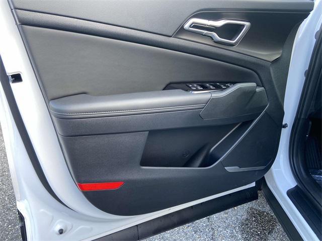 new 2025 Kia Sportage car, priced at $33,530