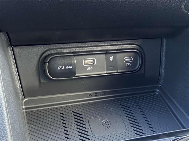 new 2025 Kia Sportage car, priced at $33,530
