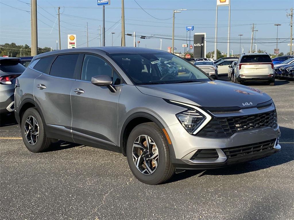 new 2024 Kia Sportage car, priced at $30,390