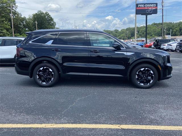 new 2025 Kia Sorento car, priced at $36,530