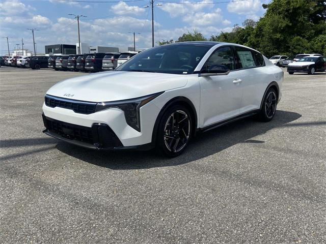 new 2025 Kia K4 car, priced at $29,330