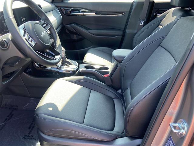 new 2025 Kia Seltos car, priced at $27,585