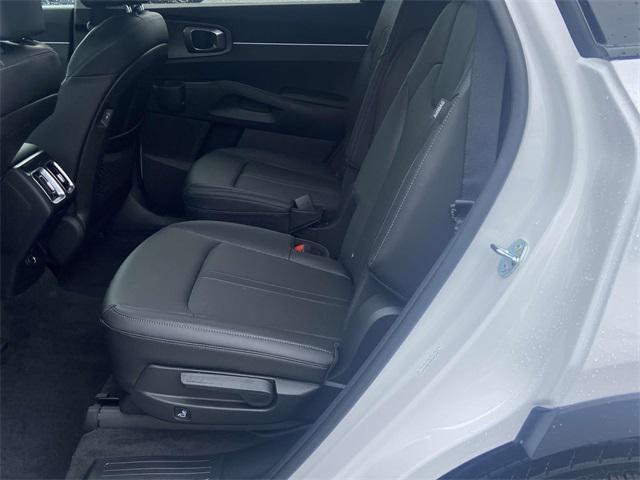 new 2025 Kia Sorento car, priced at $43,925