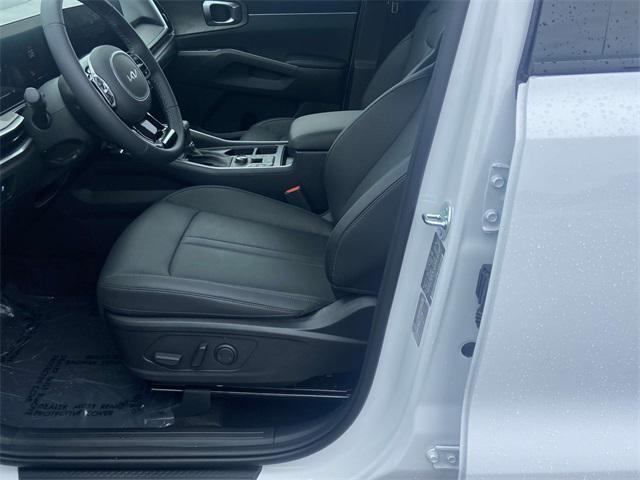 new 2025 Kia Sorento car, priced at $43,925