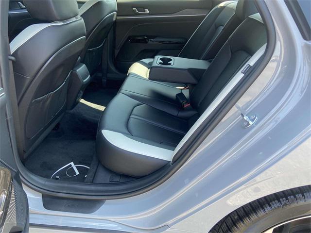 new 2025 Kia K5 car, priced at $30,620