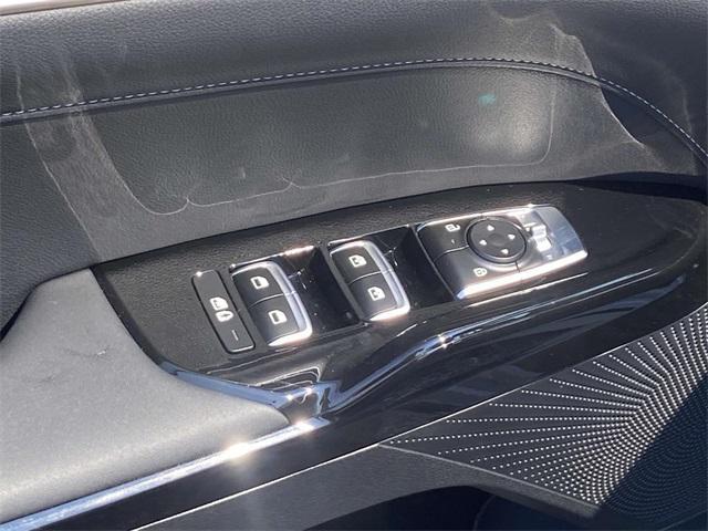 new 2025 Kia K5 car, priced at $30,620