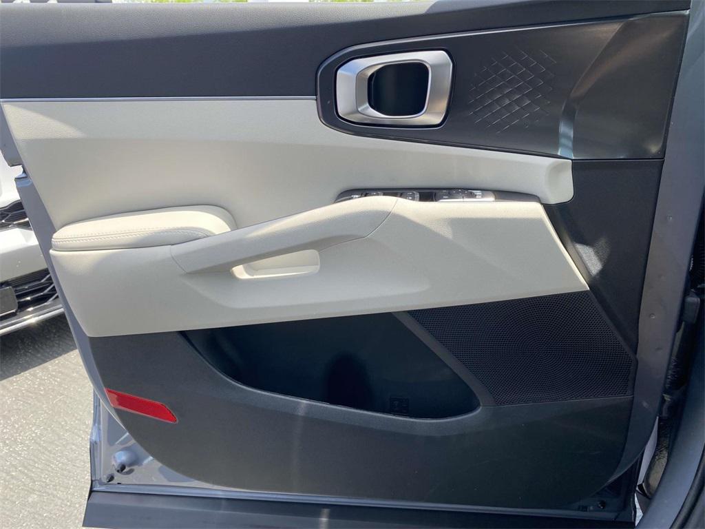 new 2025 Kia Sorento car, priced at $37,000