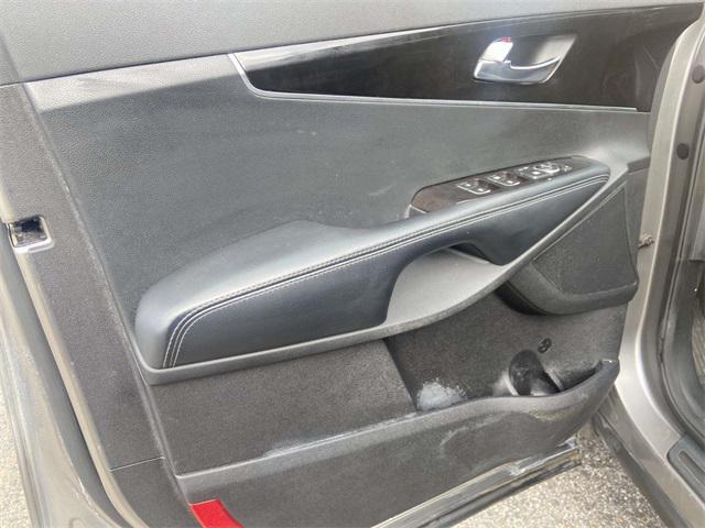 used 2017 Kia Sorento car, priced at $12,989