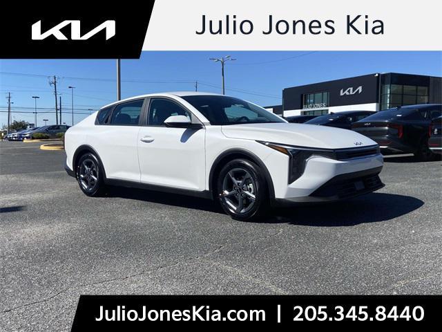 new 2025 Kia K4 car, priced at $24,900
