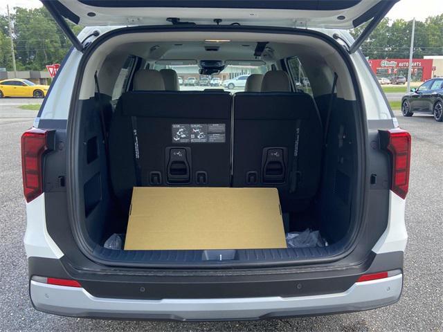 new 2025 Kia Carnival Hybrid car, priced at $45,680