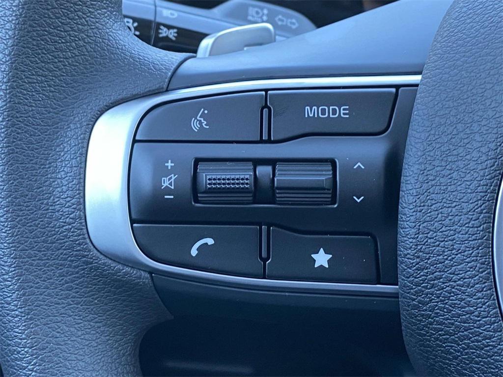 new 2025 Kia Sportage Hybrid car, priced at $30,715