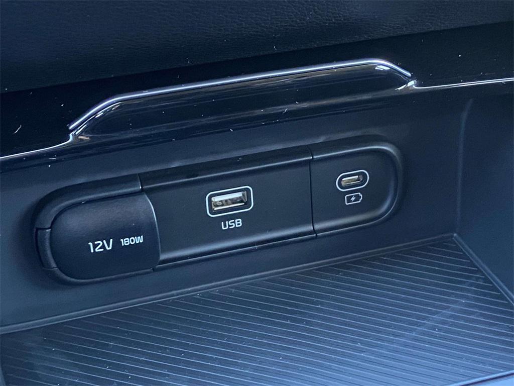 new 2025 Kia Sportage Hybrid car, priced at $30,715