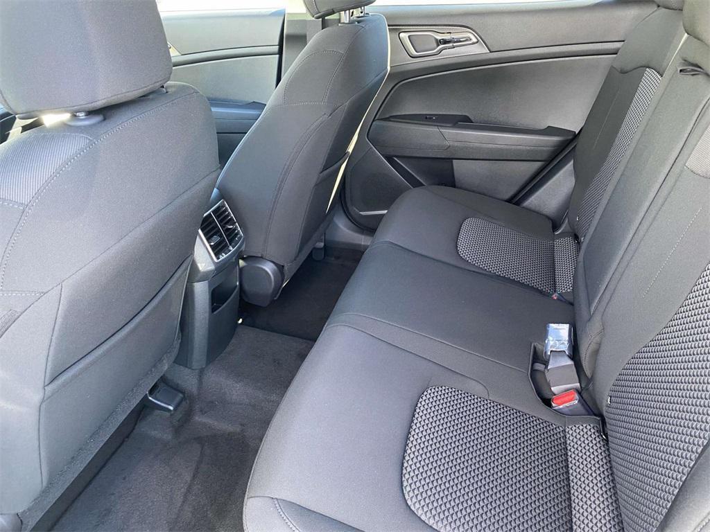 new 2025 Kia Sportage Hybrid car, priced at $30,715
