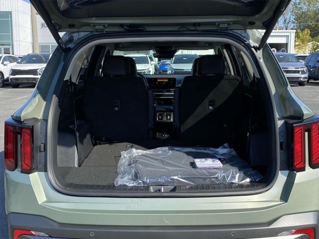 new 2025 Kia Sorento car, priced at $43,390