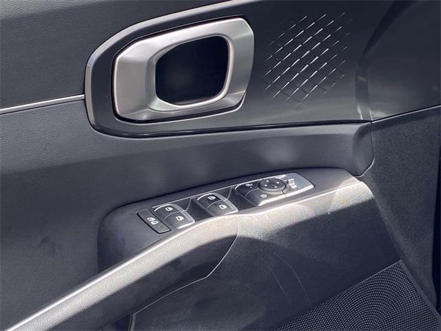 new 2025 Kia Sorento car, priced at $36,190
