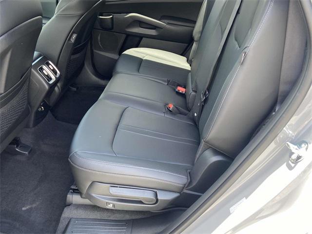 new 2025 Kia Sorento car, priced at $37,025