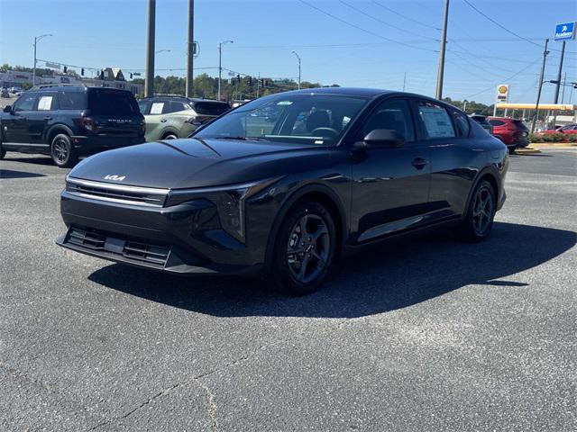 new 2025 Kia K4 car, priced at $24,375