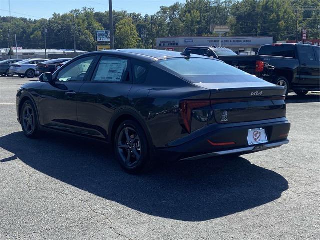 new 2025 Kia K4 car, priced at $24,375
