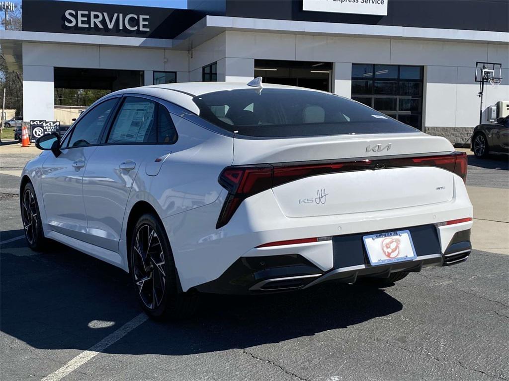 new 2025 Kia K5 car, priced at $30,045