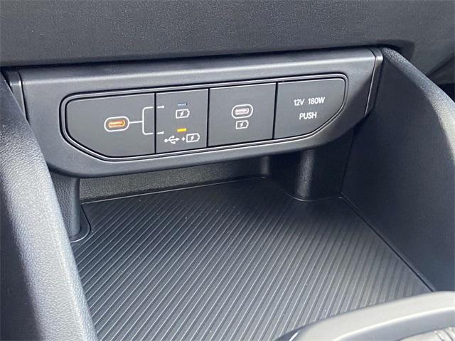 new 2025 Kia K4 car, priced at $27,565