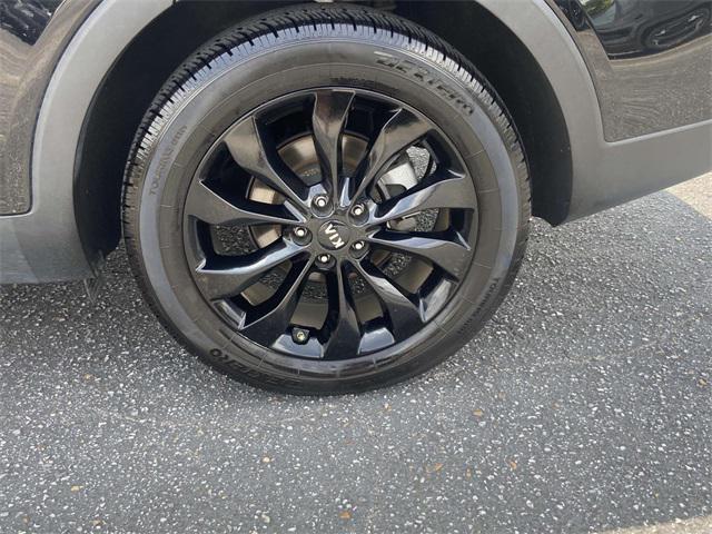 used 2020 Kia Sorento car, priced at $18,999