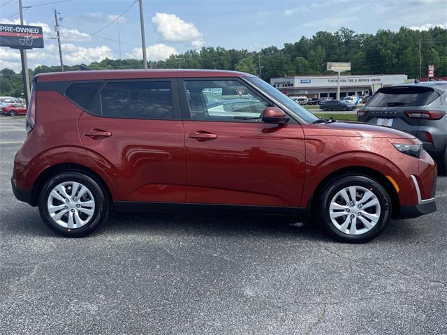 new 2025 Kia Soul car, priced at $21,885