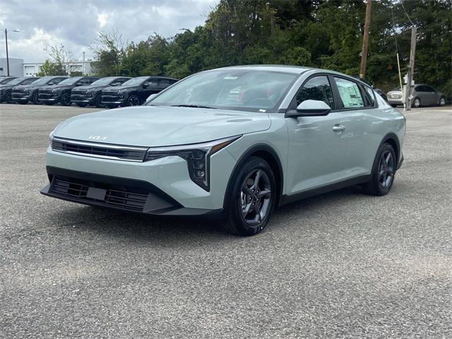 new 2025 Kia K4 car, priced at $24,740