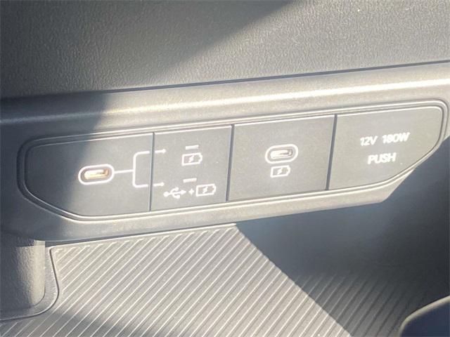 new 2025 Kia K4 car, priced at $24,615