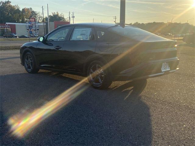 new 2025 Kia K4 car, priced at $24,505