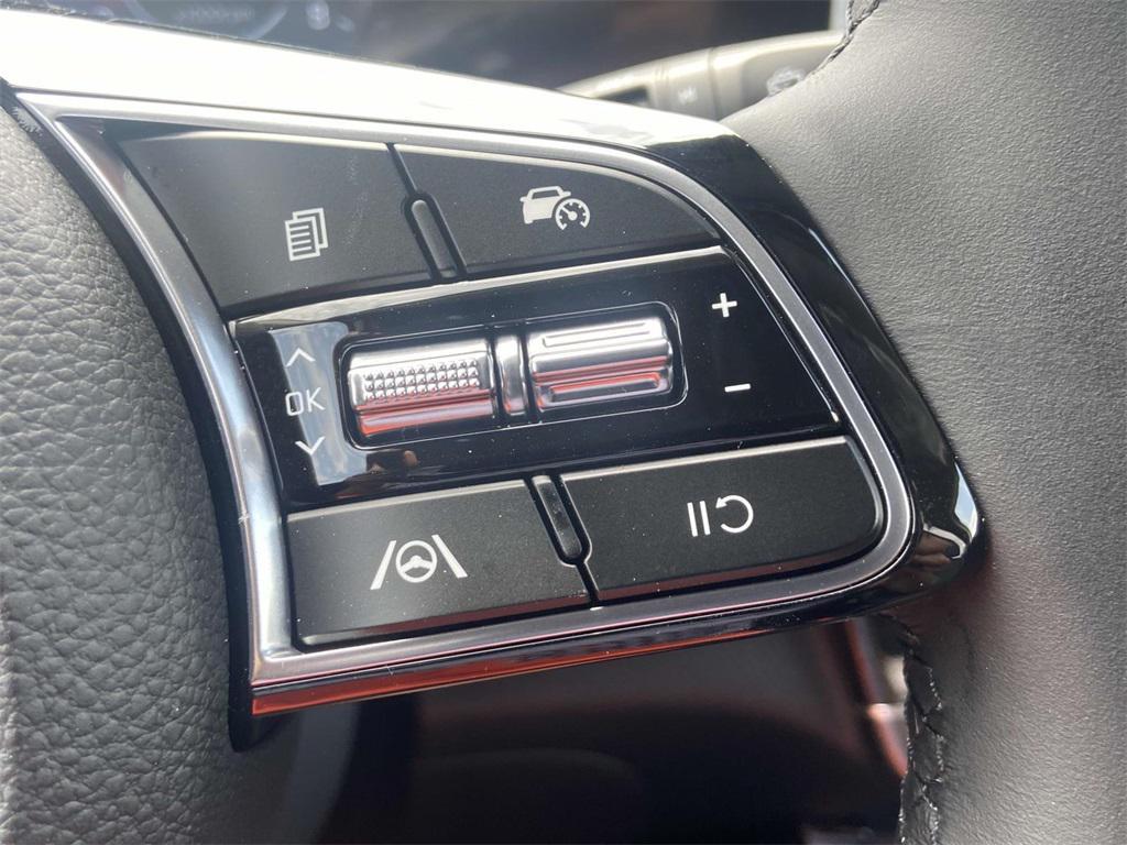 new 2025 Kia Seltos car, priced at $27,858