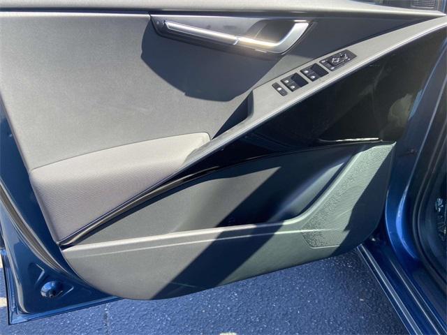 new 2025 Kia Niro car, priced at $31,595