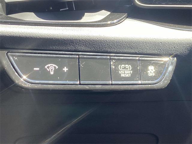 new 2025 Kia Niro car, priced at $31,595