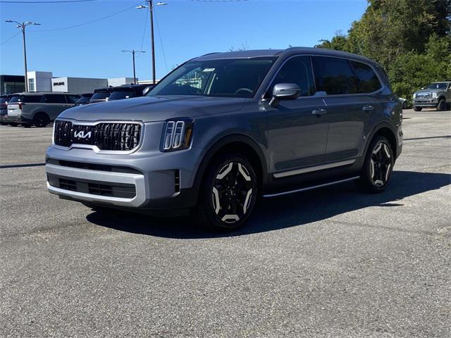 new 2025 Kia Telluride car, priced at $45,820