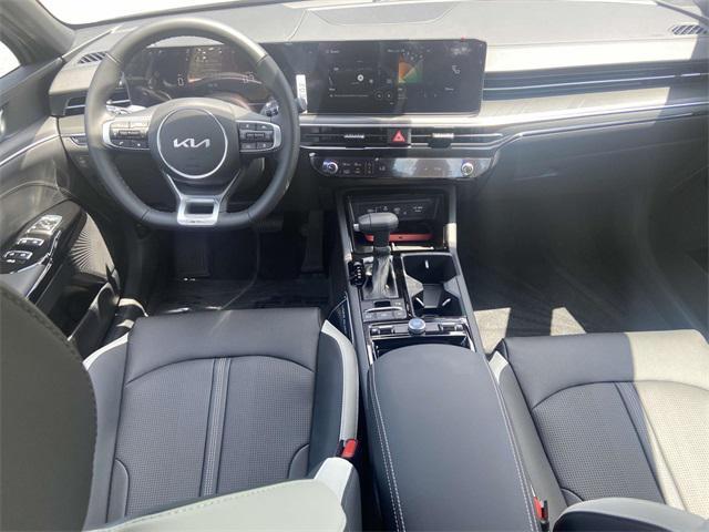 new 2025 Kia K5 car, priced at $30,045