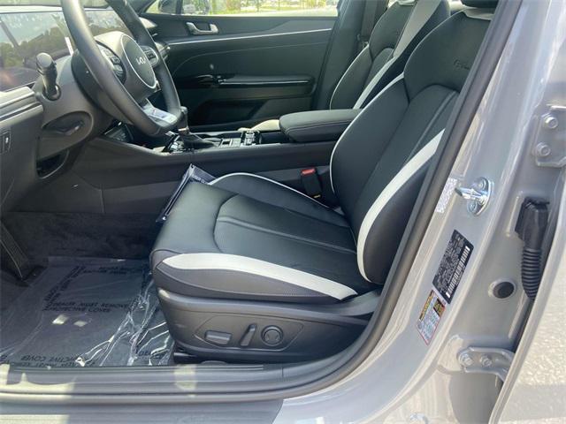 new 2025 Kia K5 car, priced at $30,045