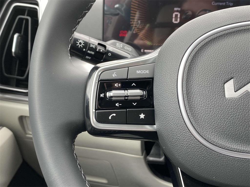 new 2025 Kia Sorento car, priced at $43,280