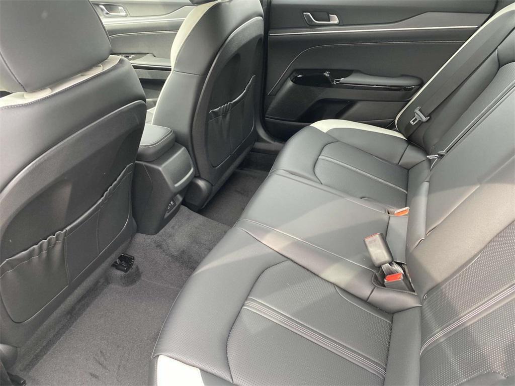 new 2025 Kia K5 car, priced at $32,045