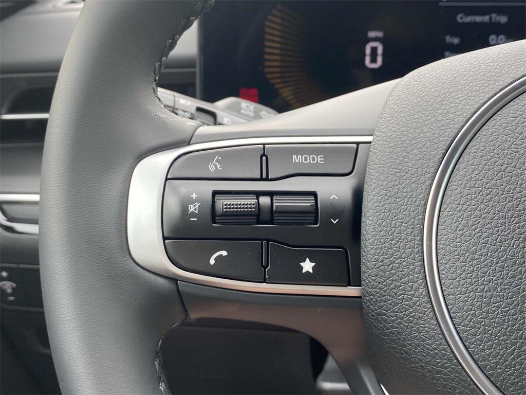 new 2025 Kia K5 car, priced at $32,045