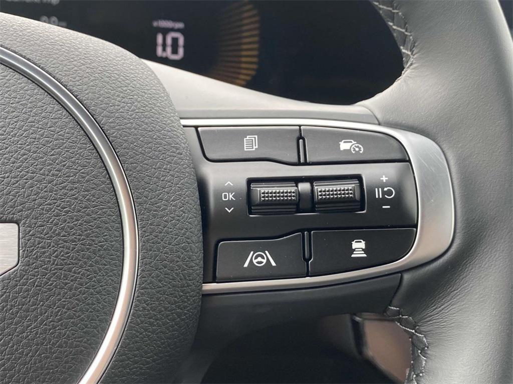 new 2025 Kia K5 car, priced at $32,045