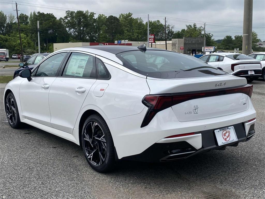 new 2025 Kia K5 car, priced at $32,045
