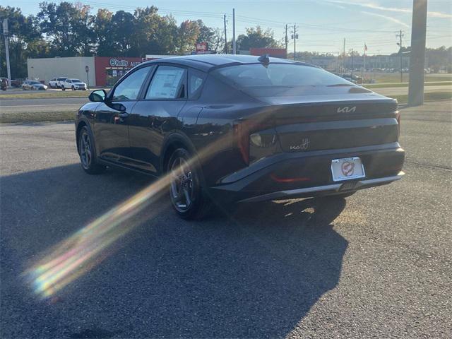 new 2025 Kia K4 car, priced at $24,610