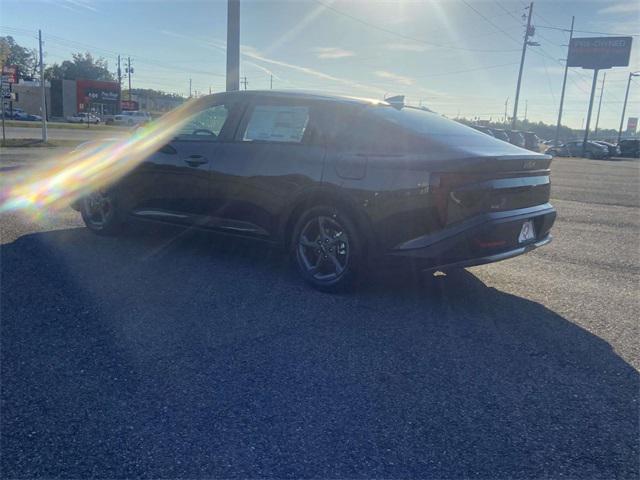 new 2025 Kia K4 car, priced at $24,610