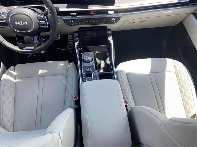 new 2025 Kia Sorento Hybrid car, priced at $48,530