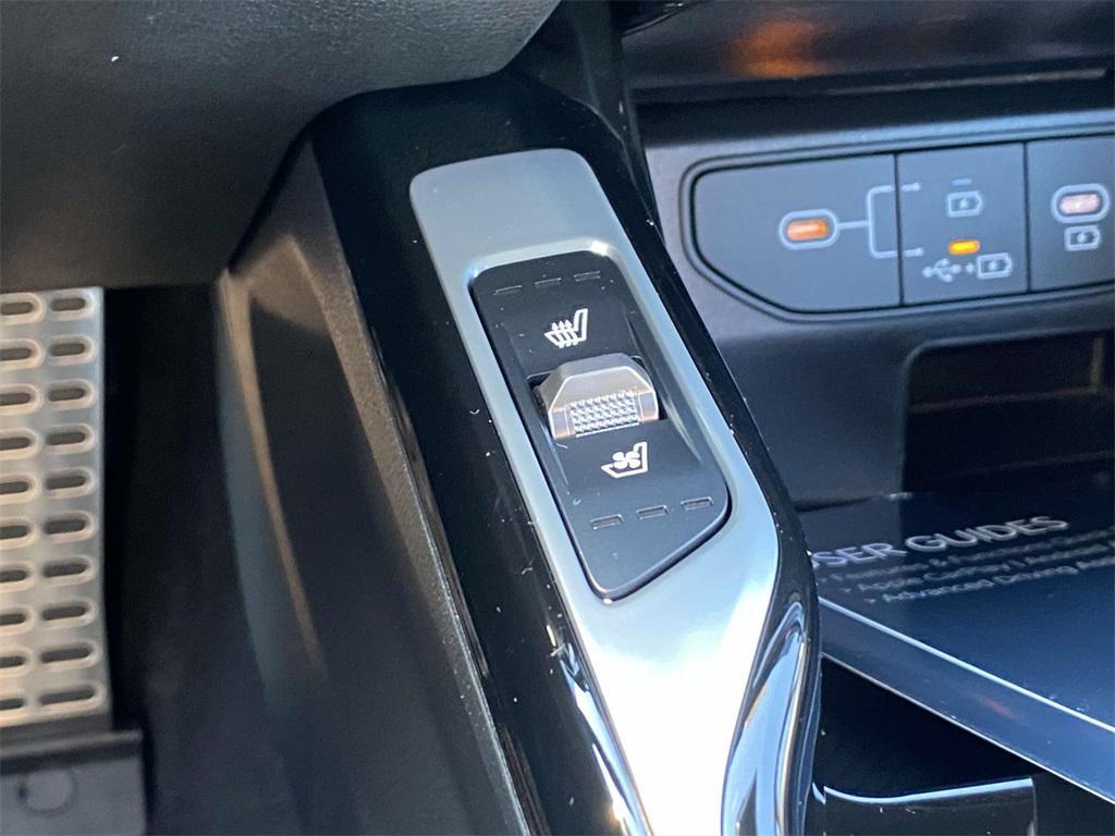 new 2025 Kia Sorento Hybrid car, priced at $48,785