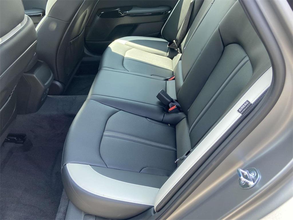 new 2025 Kia K5 car, priced at $31,965