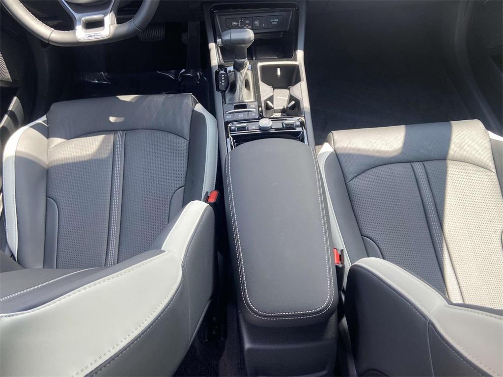 new 2025 Kia K5 car, priced at $31,965