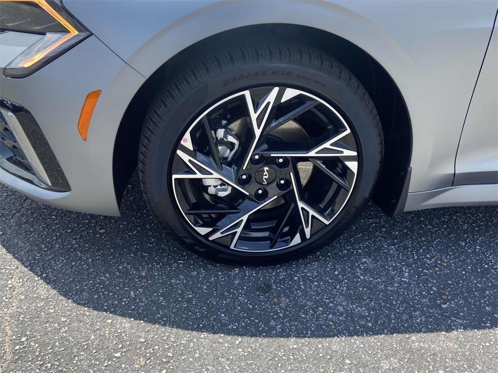 new 2025 Kia K5 car, priced at $31,965