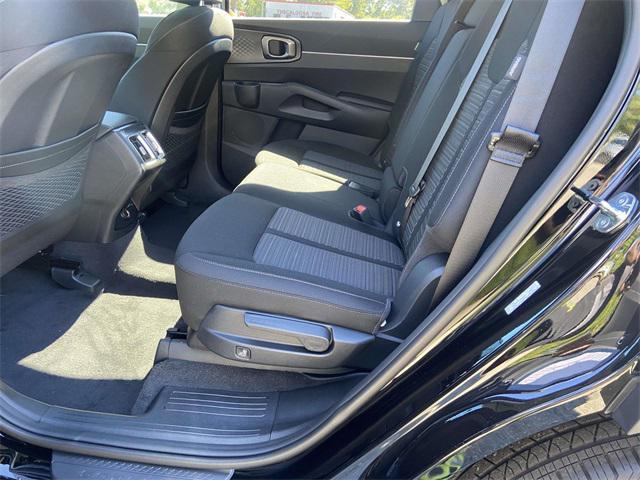 new 2026 Kia Sorento car, priced at $34,425